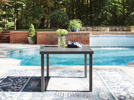 Rocky Creek Square Dining Table w/UMB OPT