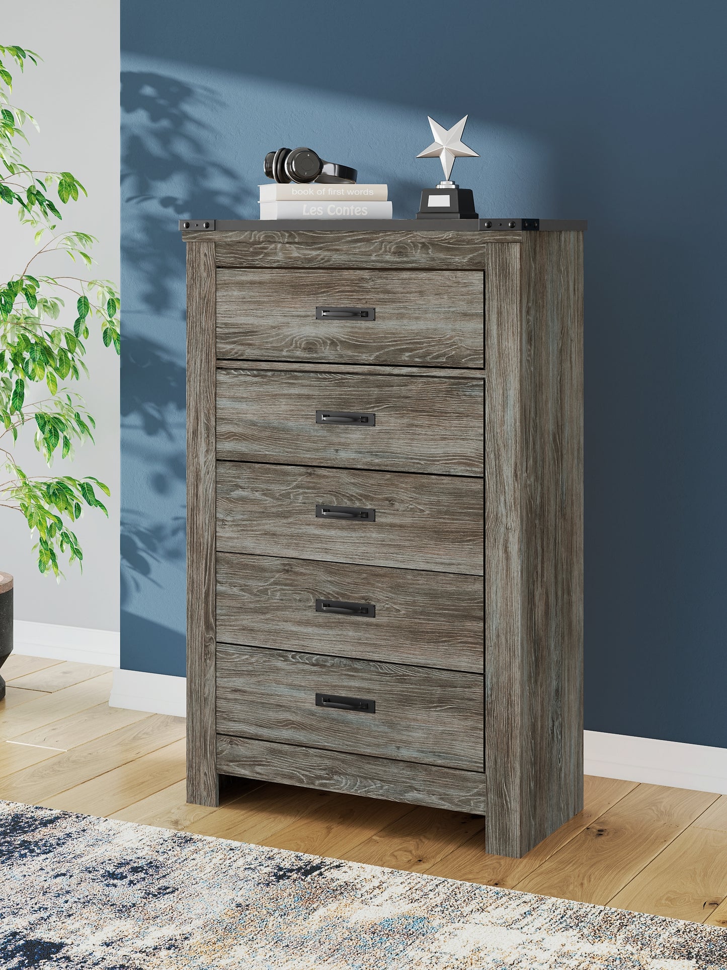 Frandern Five Drawer Chest