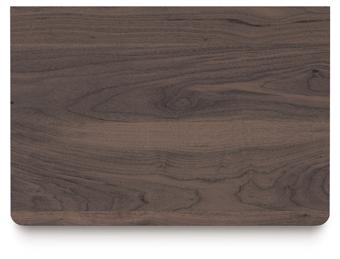 Pamytta King Panel Bed, Dresser, Mirror and Nightstand